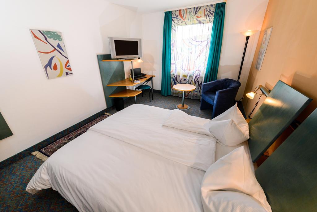 Hotel Residenz Schnelldorf Room photo