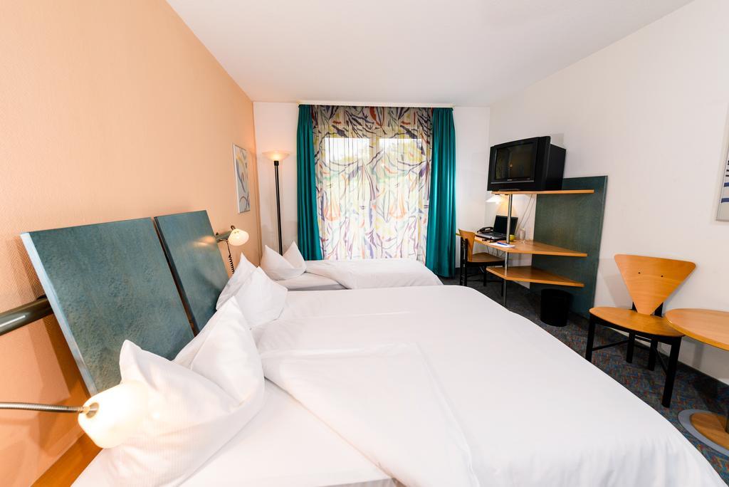 Hotel Residenz Schnelldorf Room photo