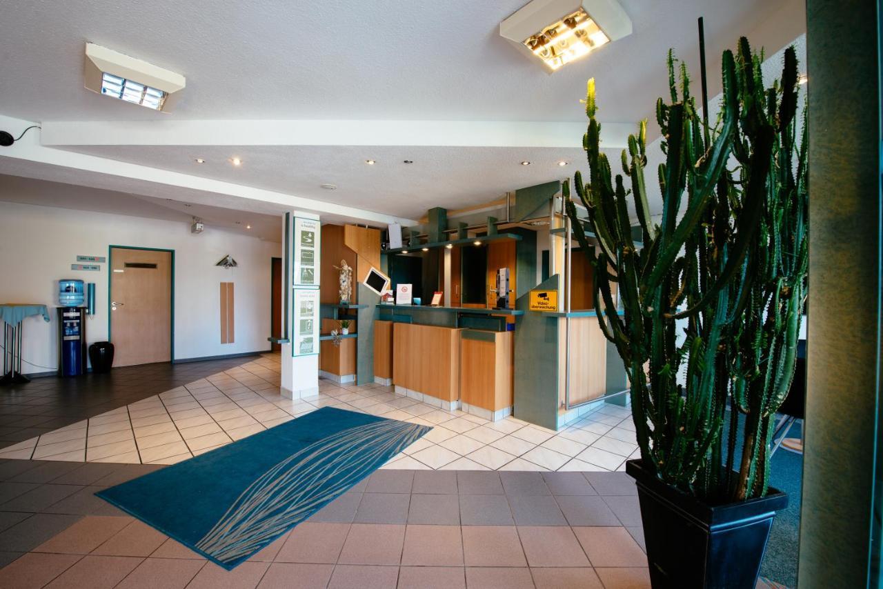 Hotel Residenz Schnelldorf Exterior photo